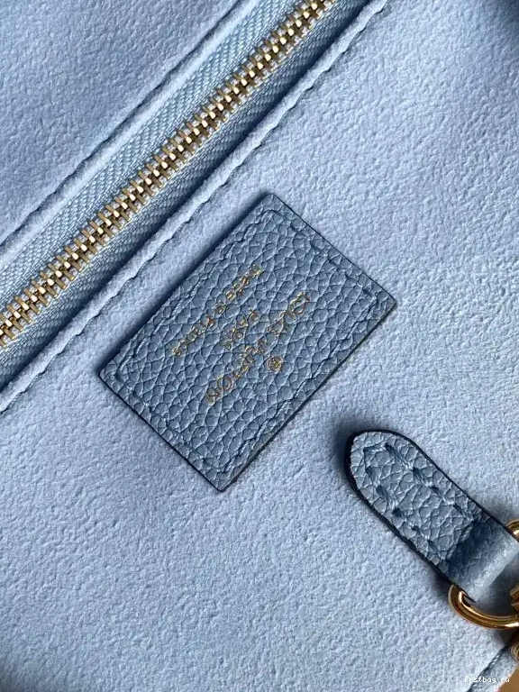 First bag ru VUITTON MM LOUIS ONTHEGO 0529
